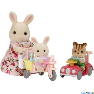 Ostatní hračky - Sylvanian Families - Set, Maminka bílý králík s hrajícími si mláďátky