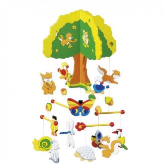 Dřevěné hračky - Kolotoč závěsný dřevěný - Strom a lesní zvířátka (Goki)