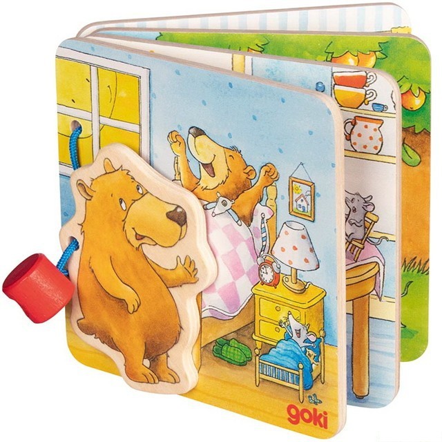 Игра мишки книжки. Медведь с книжкой. Деревянные книги для детей.