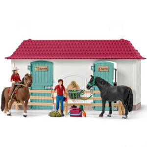Schleich - Jezdecký klub, Velká jízdárna s obytným domem a stájí