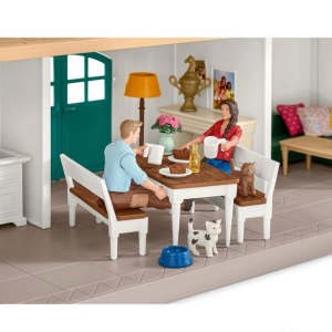 Schleich - Jezdecký klub, Velká jízdárna s obytným domem a stájí