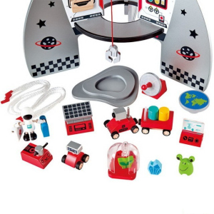Vesmír - Dřevěná čtyřpatrová vesmírná raketa (Hape)