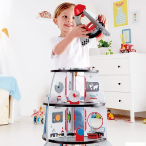 Vesmír - Dřevěná čtyřpatrová vesmírná raketa (Hape)