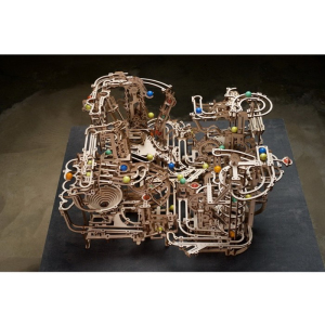 3D mechanický model - Kuličková dráha se spirálovým zdvihem (Ugears)