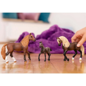 Schleich - Kůň, Peruánský Paso hřebec