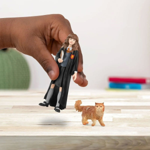 Schleich - Harry Potter, Hermiona Grangerová a Křivonožka
