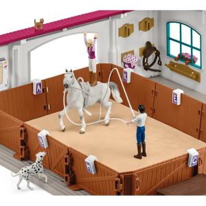Schleich - Jezdecký klub, Jezdecká aréna U pepřovce