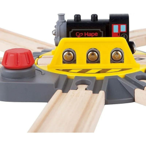Vláčkodráha točna - Železniční do 6 směrů (Hape)
