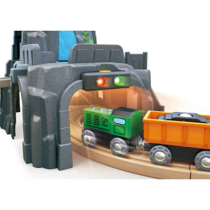 Vláčkodráha tunel - Světelný a zvukový v hoře (Hape)