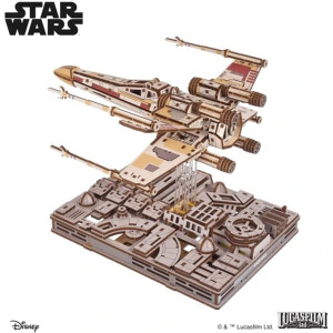 3D mechanický model - Star Wars, Luke Skywalkers X-Wing Starfighter (Ugears)