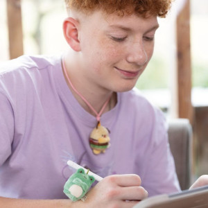 NICI - Mymochi 5cm přívěšek, Žabka Ferg