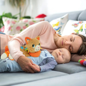 Plyšová hračka - Interaktivní kočička s uklidňujícími zvuky (Clementoni)