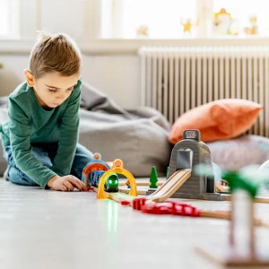 Vláčkodráha mašinka - Elektrická s pohonem, SMART TECH nahrávací (Brio)