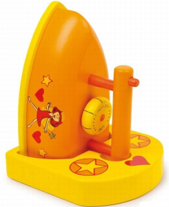 Hospodyňka - Dětská dřevěná žehlička Leonie (Legler)