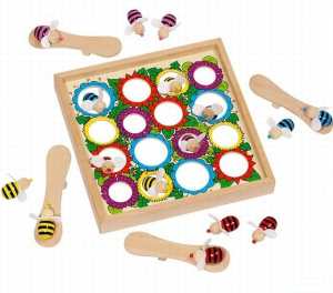 Společenská hra - Kloboučku hop včelky (Goki)