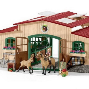 Schleich - Jezdecký klub, Stáj velká s koňmi a vybavením